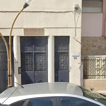Apartment Studio Juan Les Pins, 1 Piece, 2 Personnes - Fr-1-729-25 *